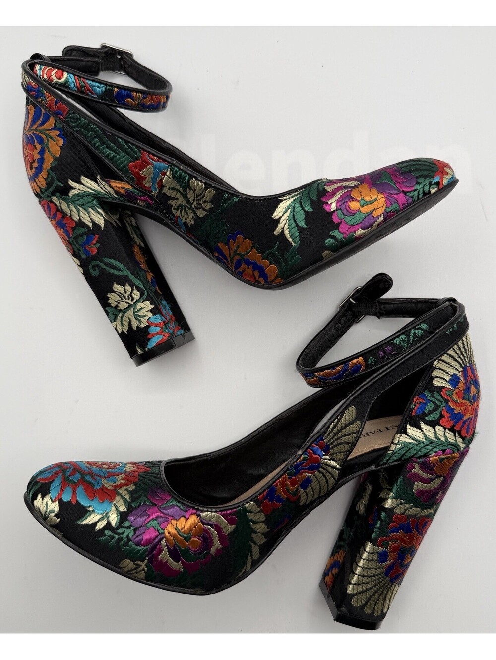 JustFab Jorita Floral Embroidered Jacquard Open Toe Strappy Pumps 8 Vampy Goth
